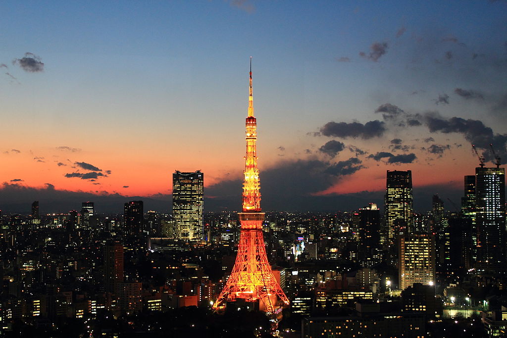 1024px-Tokyo_Tower_Afterglow_2