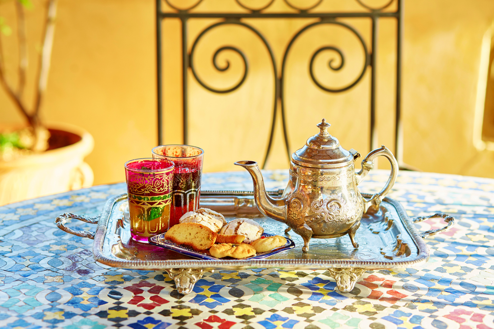 Moroccan mint tea with sweets