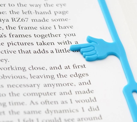 Pointing-Finger-Bookmark