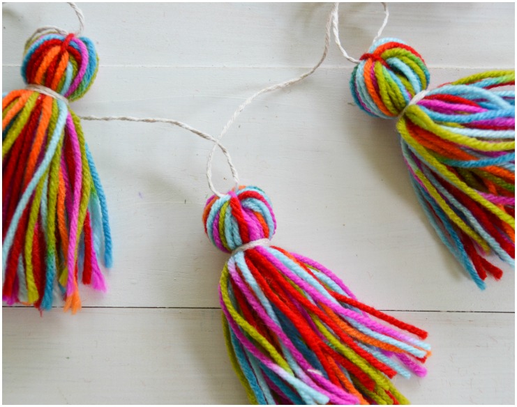 yarn-tassle-tutorial1