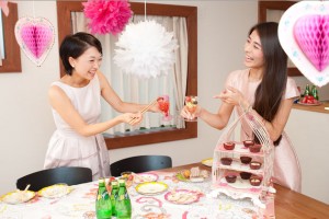 「お誕生日会に悩む、ママのために」スペース・デコレーションの達人やネスカフェアンバサダーが、最高のパーティをサポート！