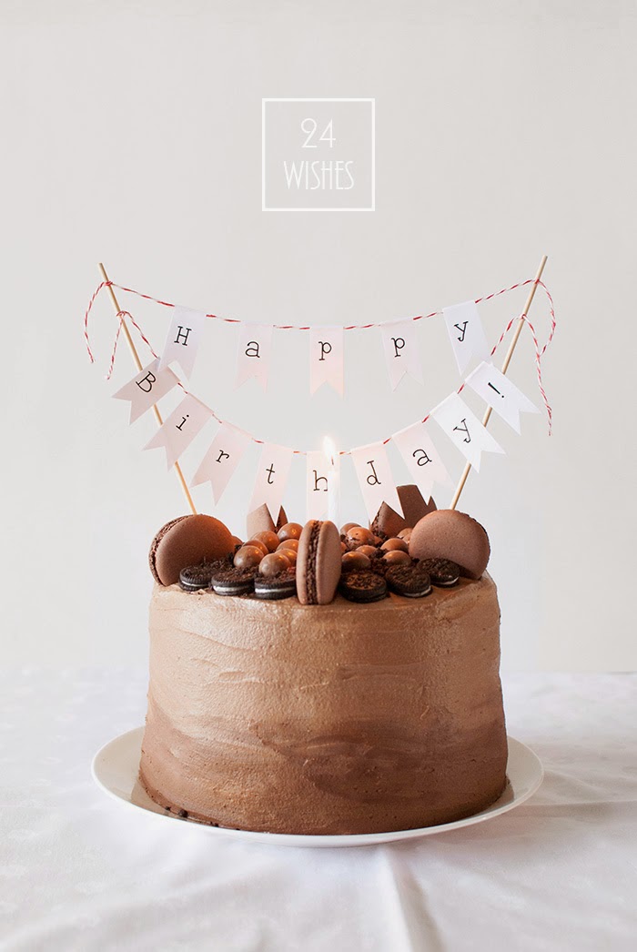 ガーランドを超簡単に おしゃれに手作りする方法 誕生日ケーキ コットンひも ペーパーストロー 誕生日プレゼント Birthdays 誕生日ポータル One Birthdays