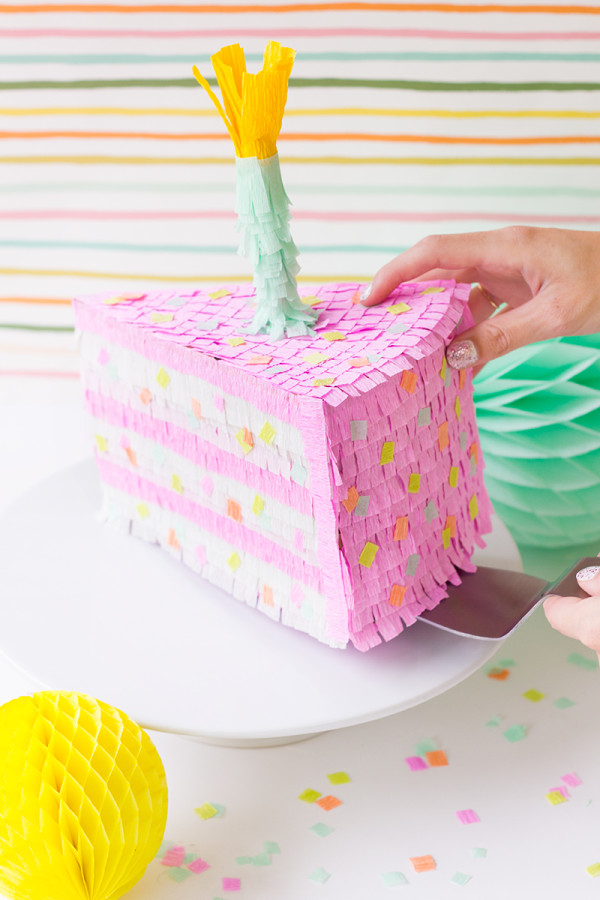 Birthday-Cake-Pinata-DIY-600x900